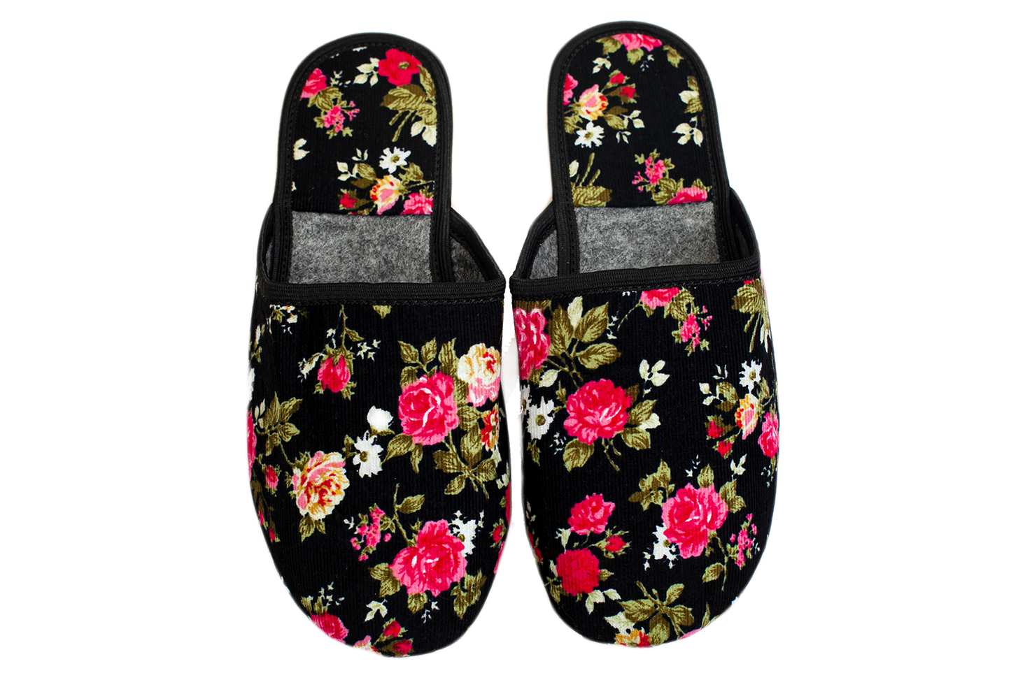 Дамски затворени пантофи BELSTA от черен велвет/Women's Closed Slippers BELSTA from Black Velvet with Pink Floral Prin