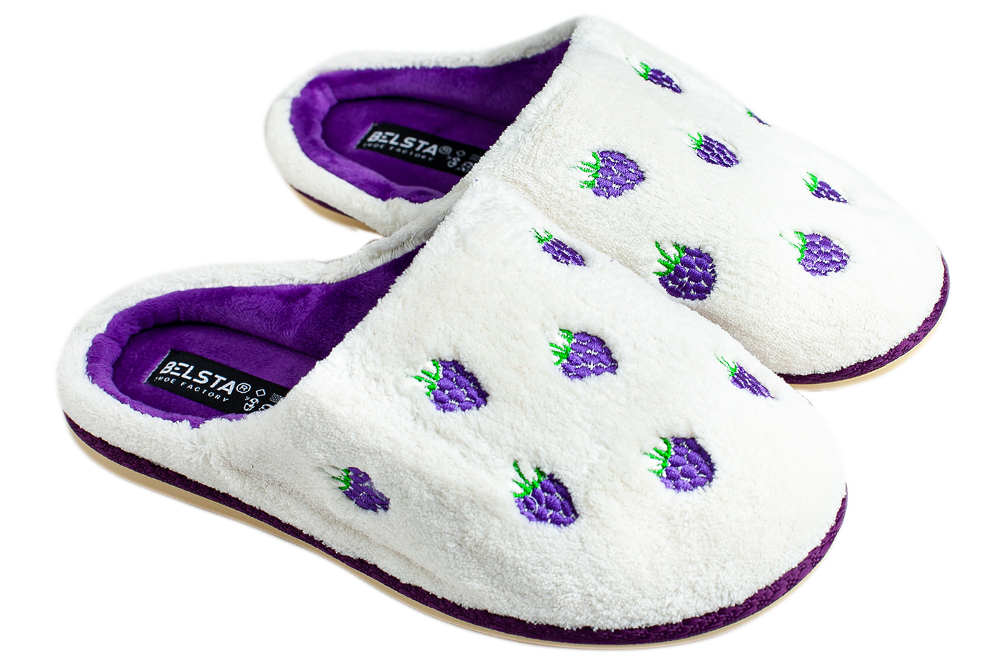 Дамски затворени чехли BELSTA от бяла махра с бродерия “плодове”/Women’s Closed BELSTA Slippers in White Terry with “Berry” Embroidery
